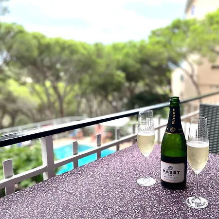 Apartamento, Piscina, Mts De La Playa, St Feliu Guixols, C Brava Apartment *